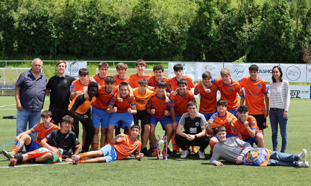 C.D. San Marcial. Crónica. El Cadete Preferente, a por el título ante el Urola