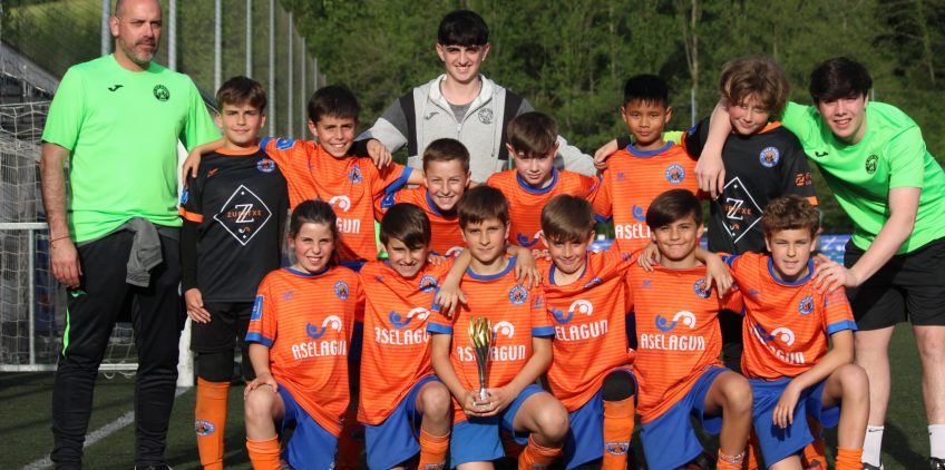 Osasuna, campeón IV Torneo Solidario Ricardo Gómez